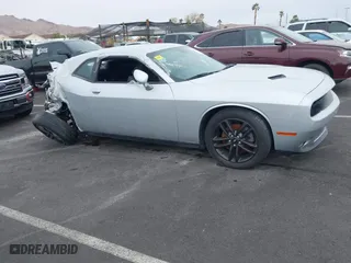 2019 Dodge Challenger SXT with VIN 2C3CDZGG3KH683582, listed as a IAAI auction lot 40073064 with 78,243 mi miles. Bid and sale history available at carsss.com. Image 17.