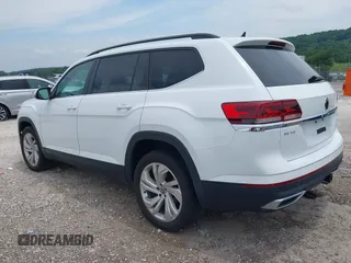 2021 Volkswagen Atlas SE with VIN 1V2HR2CA7MC556625, listed as a IAAI auction lot 42401730 with 75,261 mi miles and . Bid and sale history available at DreamBid. Image 3.