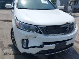 2014 Kia Sorento SX z VIN 5XYKWDA70EG541044, wystawiony jako IAAI lot #42301841 z przebiegiem 196 550 mil mil oraz . Historia ofert i sprzedaży dostępna na DreamBid. Obrazek 6.