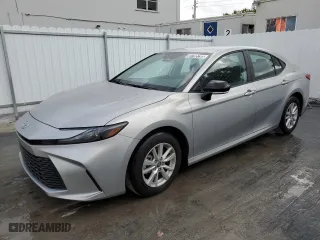 2025 Toyota Camry LE with VIN 4T1DAACK6SU083703, listed as a Copart auction lot 50785795 with 332 mi miles and Clean Title. Bid and sale history available at carsss.com. Image 1.