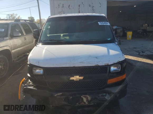 2008 Chevrolet Express Cargo Van with VIN 1GCGG25C681115006, listed as a Copart auction lot 76264604 with 386,126 mi miles and Salvage Title. Bid and sale history available at carsss.com. Image 5.