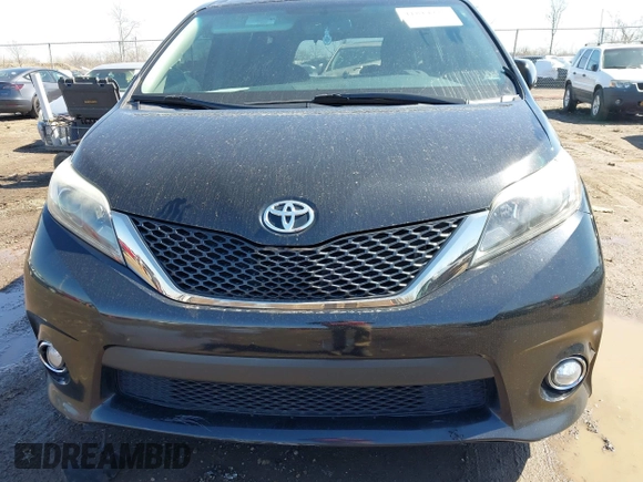2017 Toyota Sienna SE with VIN 5TDXZ3DC2HS891864, listed as a IAAI auction lot 41814327 with 135,879 mi miles and . Bid and sale history available at DreamBid. Image 6.