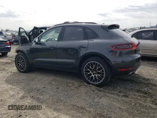 2017 Porsche Macan S with VIN WP1AB2A58HLB18505, listed as a Copart auction lot 49654365 with 68,321 mi miles and Salvage Title. Bid and sale history available at DreamBid. Image 2.