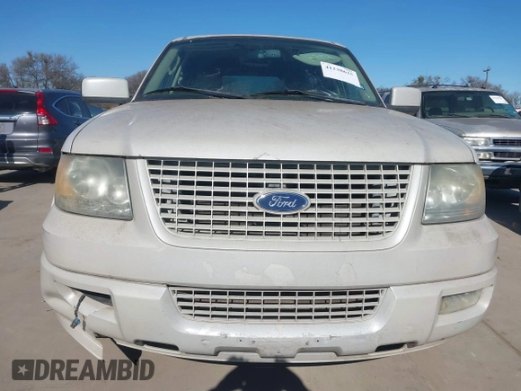 2006 Ford Expedition Limited with VIN 1FMFU19506LA74878, listed as a IAAI auction lot 41238625 with 166,422 mi miles. Bid and sale history available at carsss.com. Image 6.