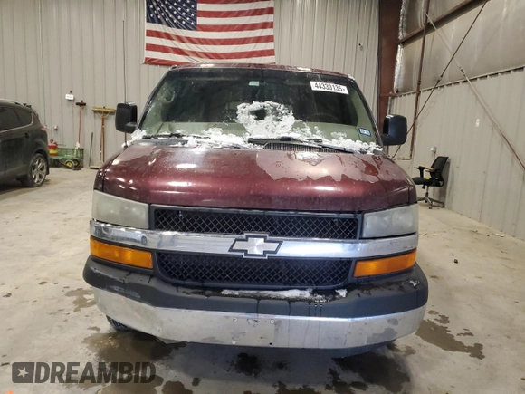 2005 Chevrolet Express Cargo Van YF7 Upfitter with VIN 1GBFG15T151204195, listed as a Copart auction lot 44330135 with 120,189 mi miles and Clean Title. Bid and sale history available at carsss.com. Image 5.