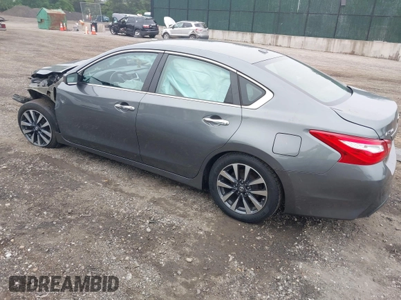 2017 Nissan Altima SV with VIN 1N4AL3AP1HC187113, listed as a IAAI auction lot 42522413 with 129,782 mi miles and . Bid and sale history available at DreamBid. Image 3.