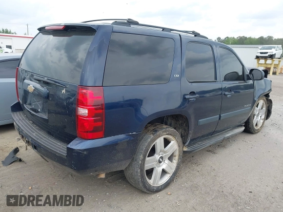 2007 Chevrolet Tahoe LT z VIN 1GNFC13067R201692, wystawiony jako IAAI lot #42084896 z przebiegiem 260 159 mil mil oraz . Historia ofert i sprzedaży dostępna na DreamBid. Obrazek 4.
