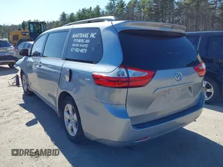 2016 Toyota Sienna LE AAS with VIN 5TDKK3DC6GS711315, listed as a IAAI auction lot 41958420 with 175,413 mi miles. Bid and sale history available at carsss.com. Image 3.