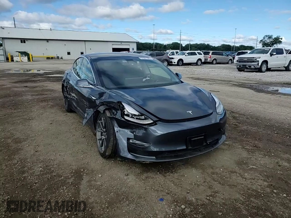 2020 Tesla Model 3 Long Range z VIN 5YJ3E1EB2LF616464, wystawiony jako Copart lot #57891365 z przebiegiem 21 197 mil mil oraz Szkoda całkowita • Salvage title. Historia ofert i sprzedaży dostępna na DreamBid. Obrazek 13.