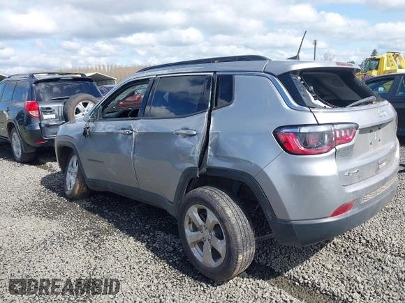 2022 Jeep Compass Altitude with VIN 3C4NJDBB9NT135223, listed as a IAAI auction lot 41935451 with 38,215 mi miles and . Bid and sale history available at carsss.com. Image 3.