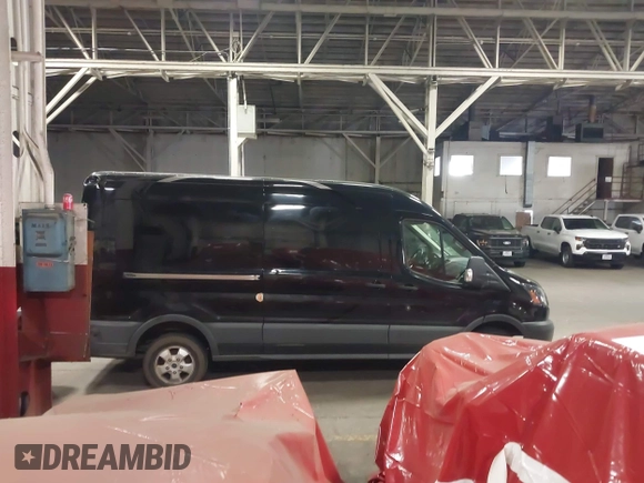 2017 Ford Transit с VIN 1FTYR2CM3HKB02007, выставлен на аукционе IAAI как лот 42561063 с пробегом 114 638 миль миль и . История ставок и продаж доступна на DreamBid. Изображение 13.