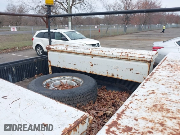 1995 Dodge 2500 with VIN 1B7KF26C7SS245177, listed as a IAAI auction lot 41898728 with 162,164 mi miles. Bid and sale history available at carsss.com. Image 8.