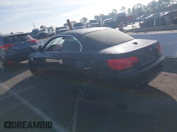 2011 BMW 3 Series 328i with VIN WBADW3C52BE538159, listed as a IAAI auction lot 41147161 with 1 mi miles. Bid and sale history available at carsss.com. Image 3.