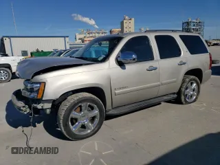 2007 Chevrolet Tahoe LTZ z VIN 1GNFC13J87R409727, wystawiony jako Copart lot #45373745 z przebiegiem 284 074 mil mil oraz Szkoda całkowita • Salvage title. Historia ofert i sprzedaży dostępna na DreamBid. Obrazek 1.