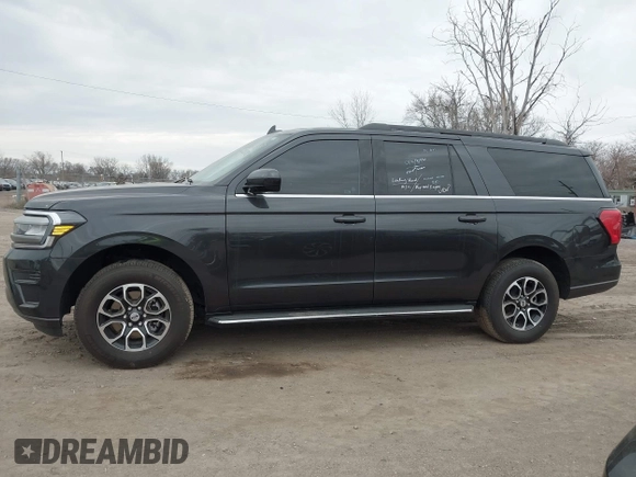 2023 Ford Expedition Max XLT с VIN 1FMJK1J85PEA29723, выставлен на аукционе IAAI как лот 41902898 с пробегом 51 841 миль миль и . История ставок и продаж доступна на DreamBid. Изображение 14.