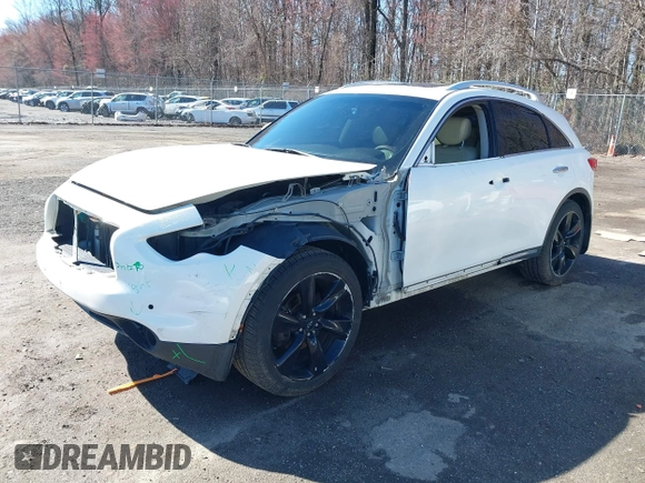 2013 Infiniti FX with VIN JN8CS1MW9DM171618, listed as a IAAI auction lot 41847098 with 235,901 mi miles and . Bid and sale history available at DreamBid. Image 2.