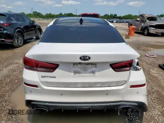 2020 Kia Optima LX with VIN 5XXGT4L32LG442977, listed as a Copart auction lot 59026745 with 81,080 mi miles and Salvage title. Bid and sale history available at DreamBid. Image 6.