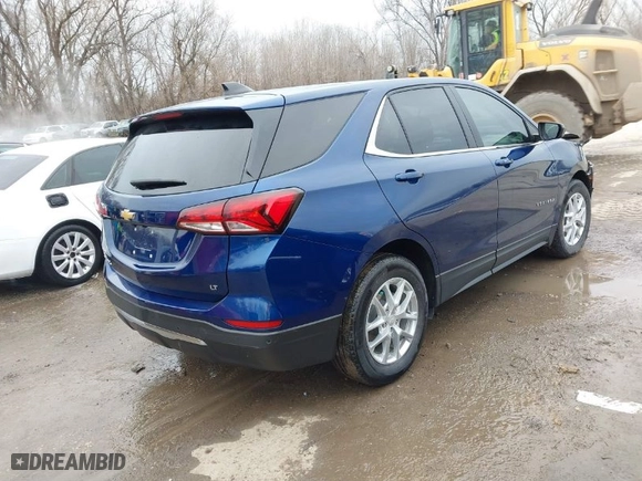 2022 Chevrolet Equinox LT with VIN 3GNAXKEV6NS202946, listed as a IAAI auction lot 41486875 with 27,802 mi miles. Bid and sale history available at carsss.com. Image 4.