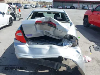 2010 Ford Fusion SE with VIN 3FAHP0HA7AR168317, listed as a IAAI auction lot 41842129 with 185,204 mi miles. Bid and sale history available at carsss.com. Image 6.