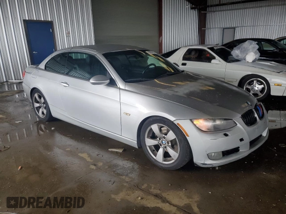 2007 BMW 3 Series 328i с VIN WBAWR335X7P150172, выставлен на аукционе Copart как лот 85607964 с пробегом 114 878 миль миль и Списание • Salvage title. История ставок и продаж доступна на DreamBid. Изображение 4.