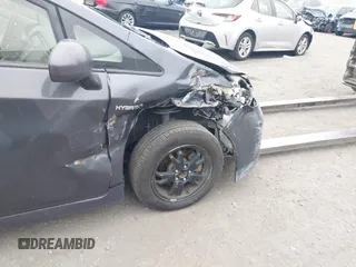 2015 Toyota Prius Four z VIN JTDKN3DU7F2003225, wystawiony jako IAAI lot #41741030 z przebiegiem 195 090 mil mil oraz . Historia ofert i sprzedaży dostępna na DreamBid. Obrazek 17.
