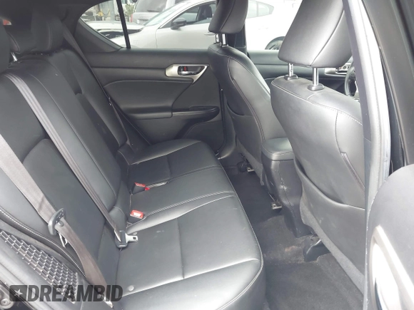 2015 Lexus CT 200h z VIN JTHKD5BH6F2239559, wystawiony jako IAAI lot #42163152 z przebiegiem 199 342 mil mil oraz . Historia ofert i sprzedaży dostępna na DreamBid. Obrazek 8.