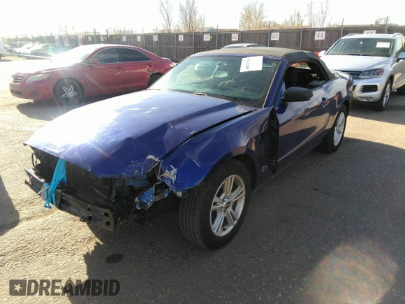 2014 Ford Mustang V6 with VIN 1ZVBP8EM0E5306721, listed as a IAAI auction lot 41671316 with 172,354 mi miles. Bid and sale history available at carsss.com. Image 17.