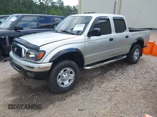 2003 Toyota Tacoma PreRunner z VIN 5TEGN92N23Z218412, wystawiony jako IAAI lot #41994813 z przebiegiem 334 799 mil mil oraz . Historia ofert i sprzedaży dostępna na DreamBid. Obrazek 17.