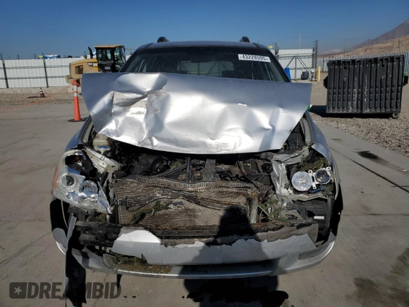 2008 Kia Sedona LX with VIN KNDMB233286244304, listed as a Copart auction lot 43228595 with 233,940 mi miles and Salvage Title. Bid and sale history available at DreamBid. Image 5.