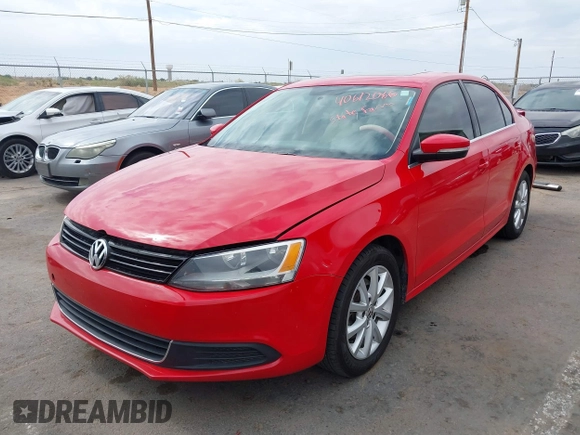 2014 Volkswagen Jetta Sedan SE w/Connectivity/Sunroof PZEV with VIN 3VWD17AJ0EM378030, listed as a IAAI auction lot 40612066 with 179,808 mi miles. Bid and sale history available at carsss.com. Image 2.