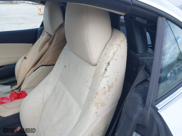 2016 BMW Z4 sDrive28i with VIN WBALL5C51G5A20361, listed as a IAAI auction lot 40739134 with 1 mi miles. Bid and sale history available at carsss.com. Image 8.
