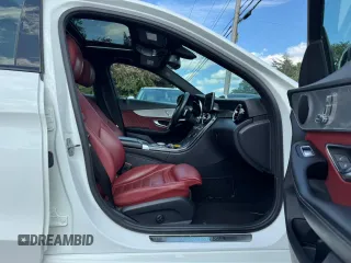 2018 Mercedes-Benz C 300 with VIN 55SWF4JB1JU274549, listed as a Copart auction lot 62408975 with 169,975 mi miles and Clean title. Bid and sale history available at DreamBid. Image 5.