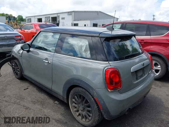 2015 MINI Hardtop with VIN WMWXM5C53FT973269, listed as a IAAI auction lot 42263552 with 133,627 mi miles and . Bid and sale history available at DreamBid. Image 3.