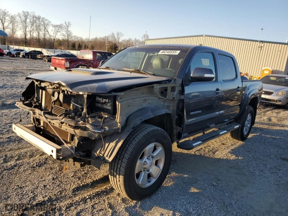2015 Toyota Tacoma with VIN 3TMLU4EN2FM178348, listed as a Copart auction lot 48240555 with 132,142 mi miles and Salvage Title. Bid and sale history available at carsss.com. Image 1.