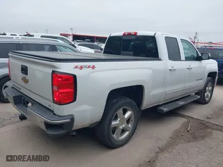 2015 Chevrolet Silverado 1500 LT with VIN 1GCVKREC5FZ254640, listed as a IAAI auction lot 41951590 with 286,155 mi miles. Bid and sale history available at carsss.com. Image 4.