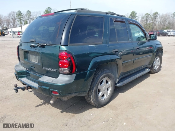 2002 Chevrolet TrailBlazer LS with VIN 1GNDT13S522426504, listed as a IAAI auction lot 41773338 with 260,444 mi miles. Bid and sale history available at carsss.com. Image 4.