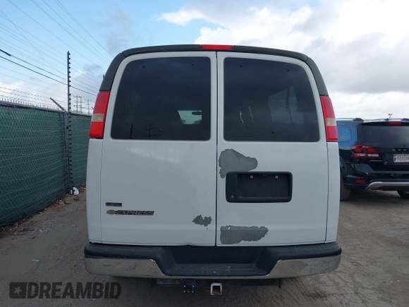 2011 Chevrolet Express Passenger 1LT with VIN 1GAZG1FG5B1149331, listed as a IAAI auction lot 42550417 with 132,390 mi miles and . Bid and sale history available at DreamBid. Image 16.
