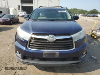 2015 Toyota Highlander Limited with VIN 5TDDKRFH5FS151919, listed as a Copart auction lot 59583645 with 105,543 mi miles and Salvage title. Bid and sale history available at DreamBid. Image 5.
