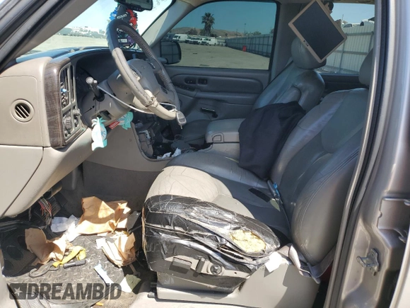 2006 GMC Yukon XL with VIN 1GKFK66U36J134459, listed as a Copart auction lot 55802165 with 277,366 mi miles and Salvage title. Bid and sale history available at DreamBid. Image 7.