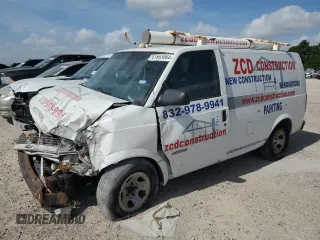2002 Chevrolet Astro Cargo with VIN 1GCDM19X82B139313, listed as a Copart auction lot 61663064 with 271,586 mi miles and Salvage Title. Bid and sale history available at carsss.com. Image 1.