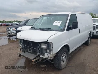 2013 Chevrolet Express Cargo z VIN 1GCWGFBA5D1110640, wystawiony jako IAAI lot #42177906 z przebiegiem 204 672 mil mil oraz . Historia ofert i sprzedaży dostępna na DreamBid. Obrazek 18.