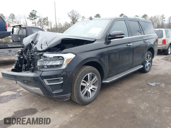 2023 Ford Expedition Limited with VIN 1FMJU1K80PEA29105, listed as a IAAI auction lot 41686107 with 61,256 mi miles. Bid and sale history available at carsss.com. Image 17.
