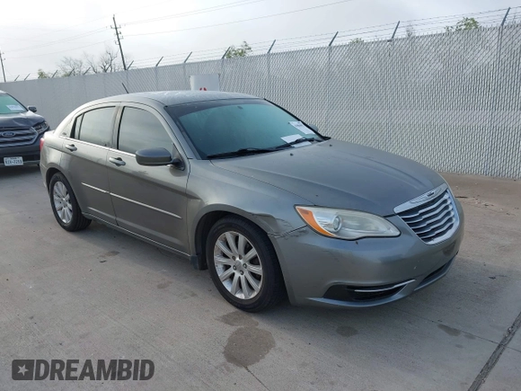 2012 Chrysler 200 Touring with VIN 1C3CCBBB1CN208169, listed as a IAAI auction lot 41884897 with 184,073 mi miles. Bid and sale history available at carsss.com. Image 1.