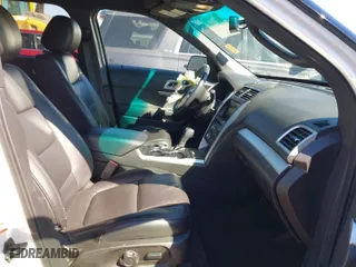 2015 Ford Explorer XLT with VIN 1FM5K7D83FGC62941, listed as a IAAI auction lot 41711468 with 134,196 mi miles. Bid and sale history available at carsss.com. Image 5.