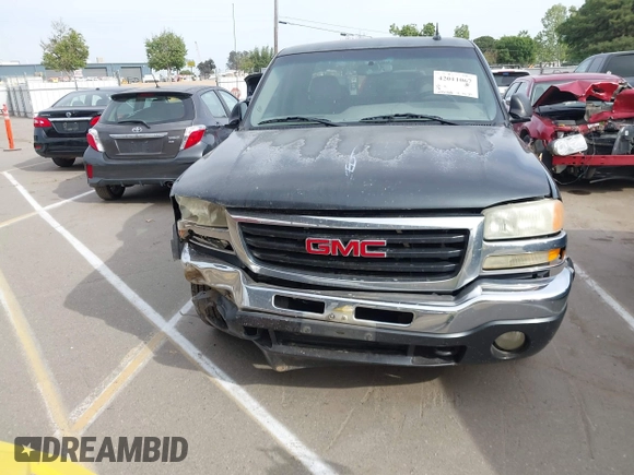 2003 GMC Sierra 1500 SLT with VIN 2GTEC19TX31404836, listed as a IAAI auction lot 42011067 with 233,458 mi miles and . Bid and sale history available at carsss.com. Image 13.