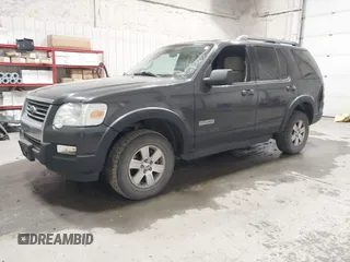 2007 Ford Explorer XLT with VIN 1FMEU73E27UB19323, listed as a IAAI auction lot 41667251 with 194,262 mi miles. Bid and sale history available at carsss.com. Image 2.