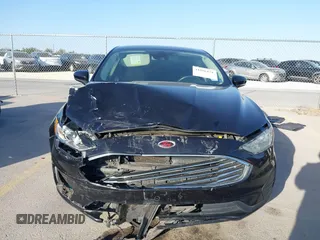 2019 Ford Fusion SE with VIN 3FA6P0HD3KR250483, listed as a IAAI auction lot 41866151 with 115,849 mi miles. Bid and sale history available at carsss.com. Image 12.