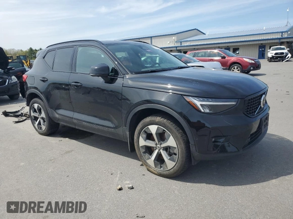 2023 Volvo XC40 Plus Dark Theme with VIN YV4L12UW6P2004151, listed as a Copart auction lot 56664765 with 9,335 mi miles and Salvage title. Bid and sale history available at DreamBid. Image 4.
