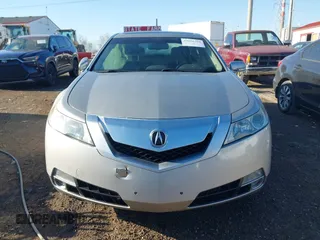 2010 Acura TL Technology z VIN 19UUA9F5XAA002180, wystawiony jako IAAI lot #42026794 z przebiegiem 157 755 mil mil oraz . Historia ofert i sprzedaży dostępna na DreamBid. Obrazek 12.