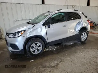 2020 Chevrolet Trax LT z VIN 3GNCJPSB9LL195774, wystawiony jako Copart lot #54203405 z przebiegiem 42 744 mil mil oraz Szkoda całkowita • Salvage title. Historia ofert i sprzedaży dostępna na DreamBid. Obrazek 1.